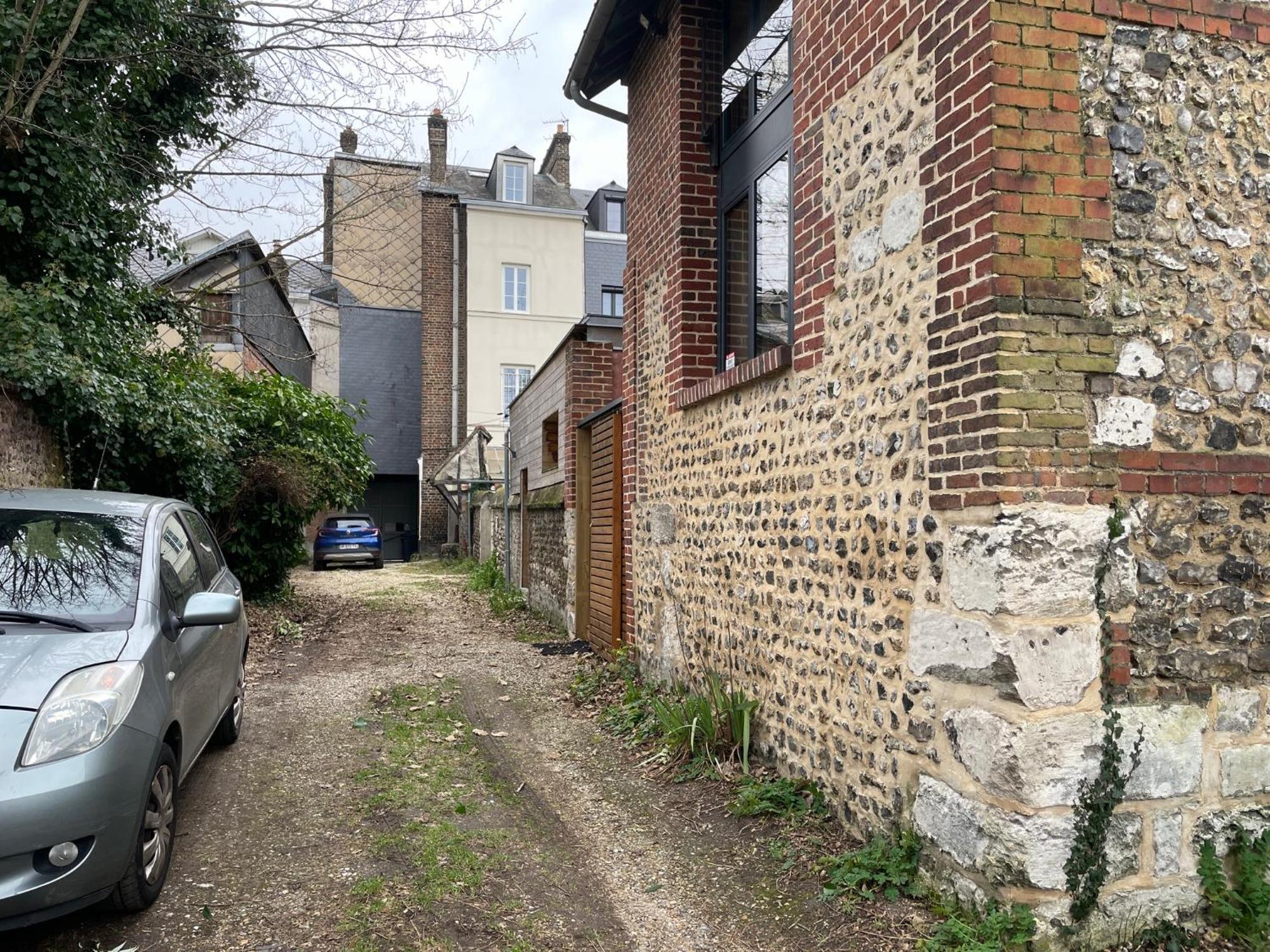 Holiday home Cute Little House Rouen